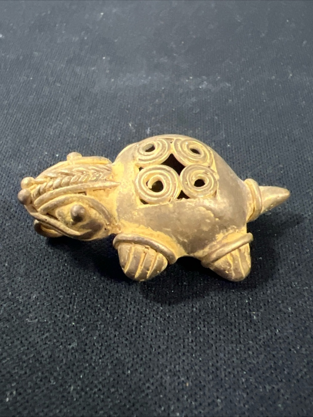 TUMBAGA Gold & Copper Alloy Zoomorphic Figurine/Pendant Columbian Art